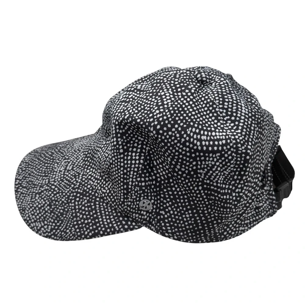 Lululemon Fast and Free Run Hat Black White Polka Dot OS Reflective Adjustable